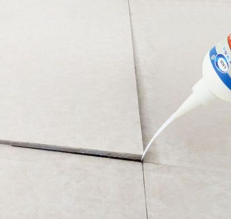 天津瓷砖空鼓维修公司分享卫生间瓷砖脱落的原因可能有以下几点